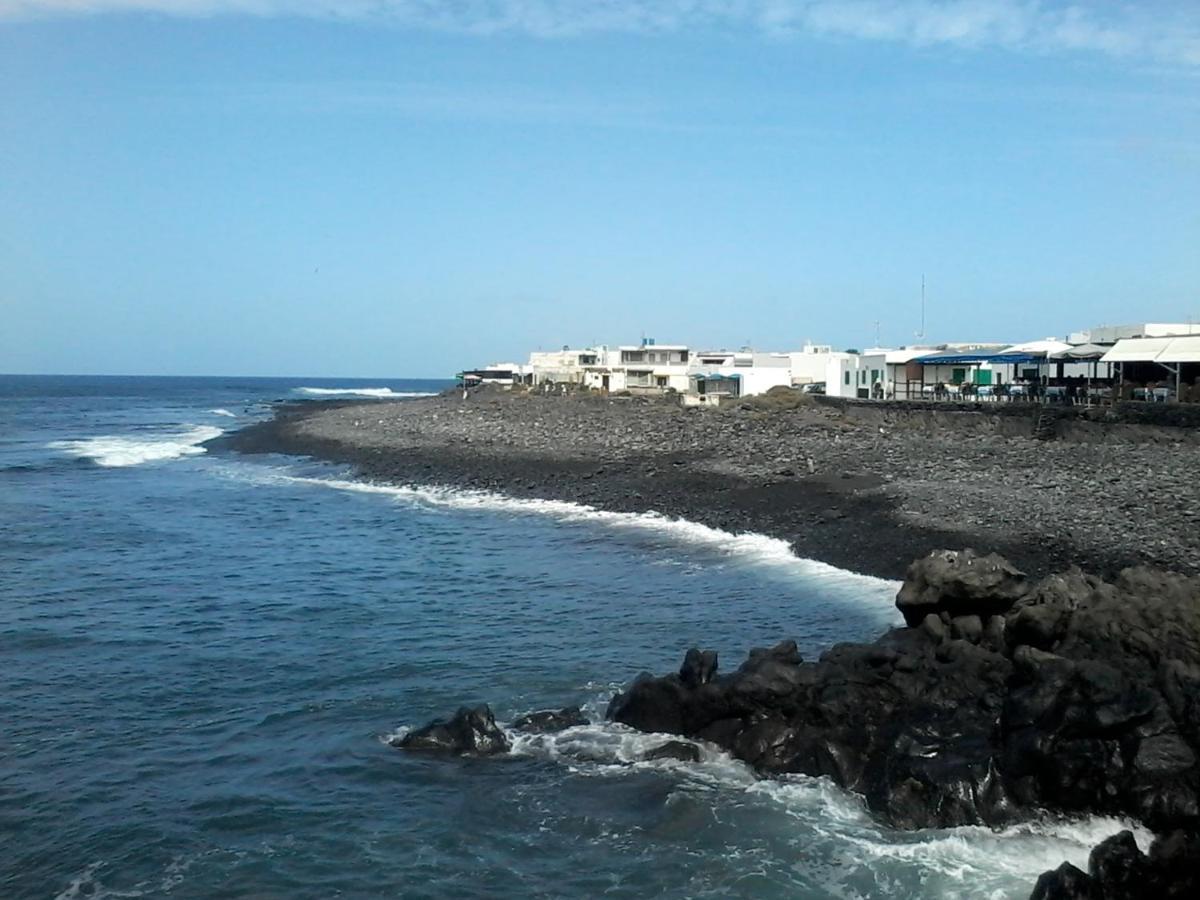 Cozy House In El Golfo + Terrace Ferienhaus *