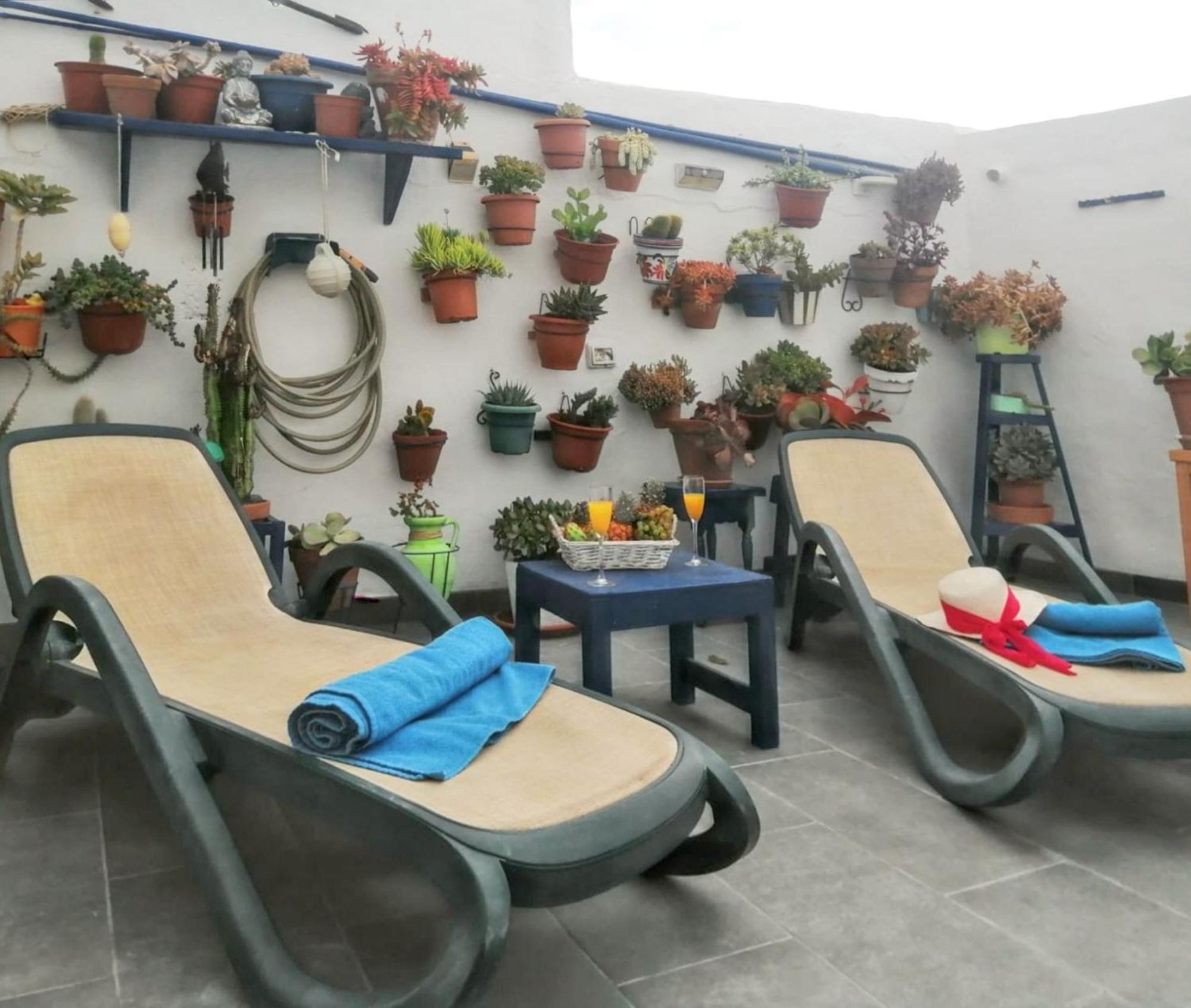 Cozy House In El Golfo + Terrace Ferienhaus *